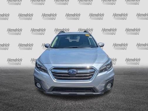 Ice Silver Metallic 2019 Subaru Outback 3.6R Limited