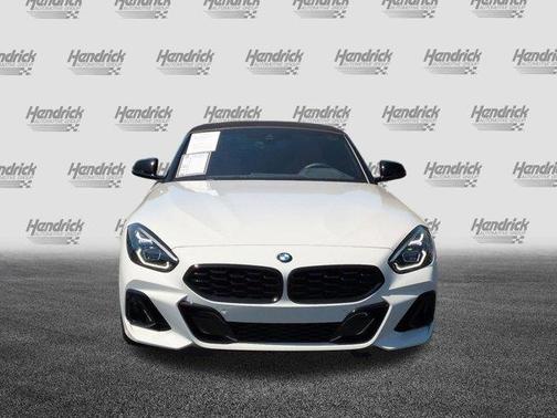 Alpine White 2026 BMW Z4 M40i