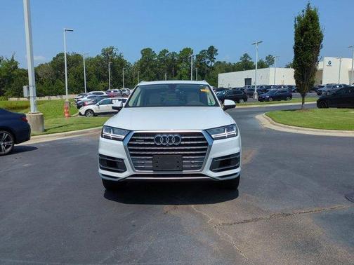 2019 Audi Q7 55 Premium Plus