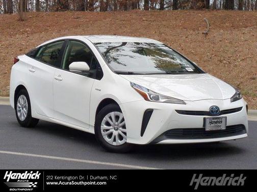 2022 Toyota Prius LE
