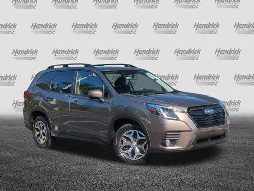2022 Subaru Forester Premium