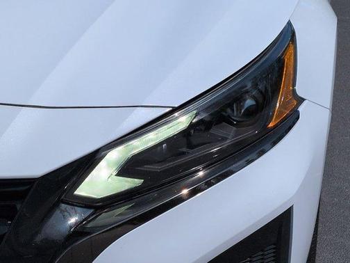 Gray Sky Pearl 2023 Nissan Altima 2.5 SR