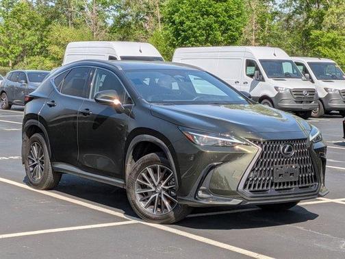 Nori Green Pearl 2023 Lexus NX 350 Premium