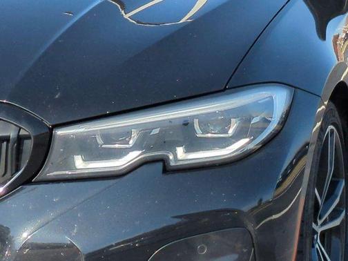 2020 BMW 330 i