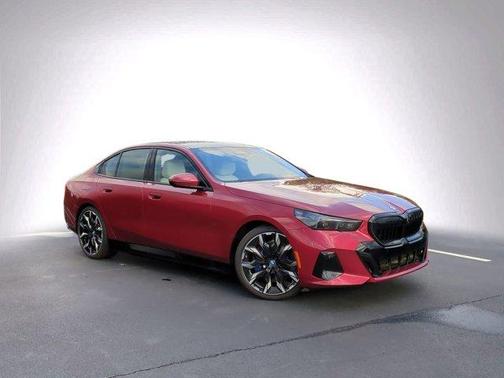 2025 BMW 550e xDrive