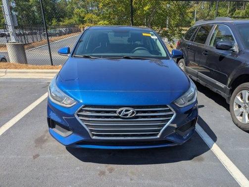 Admiral Blue 2022 Hyundai Accent SE