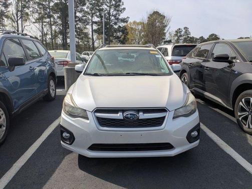 Satin White Pearl 2013 Subaru Impreza 2.0i Sport Limited