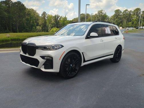2022 BMW X7 xDrive40i