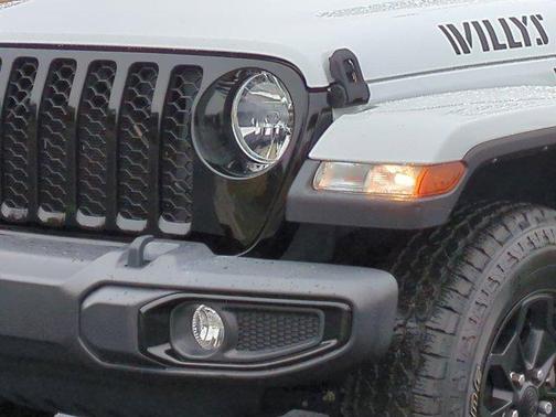 2021 Jeep Gladiator Sport