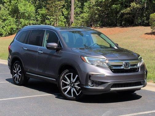 Modern Steel Metallic 2019 Honda Pilot Elite