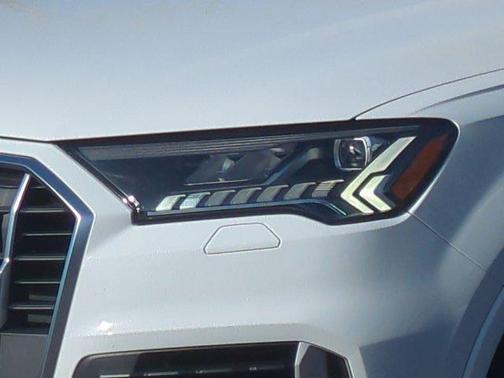 2021 Audi Q7 55 Prestige