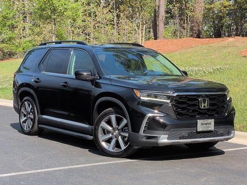 Crystal Black Pearl 2025 Honda Pilot Elite
