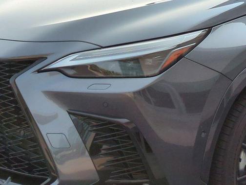 2025 Lexus NX 450h+ F SPORT Handling
