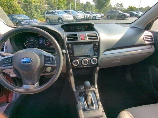 2016 Subaru Forester 2.5i Touring