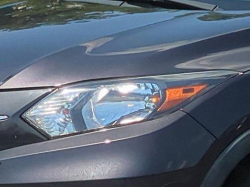Mulberry Metallic 2017 Honda HR-V EX