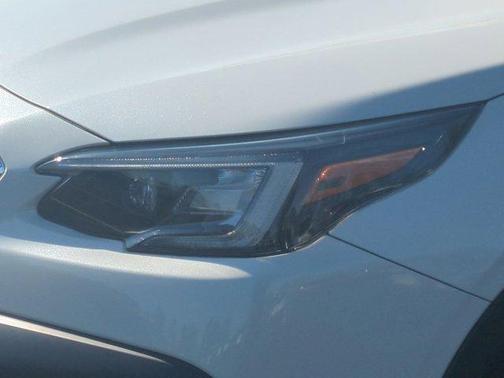 2022 Subaru Outback Base (CVT)