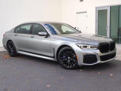2022 BMW 750 i xDrive