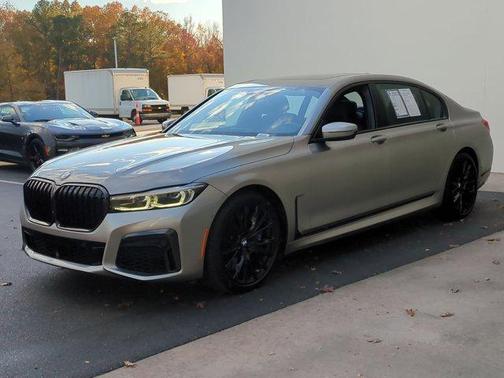 2022 BMW 750 i xDrive