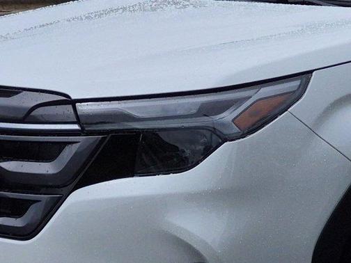 Crystal White Pearl 2026 Subaru Forester Limited