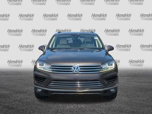 Black Oak Brown 2016 Volkswagen Touareg VR6 Sport w/Technology