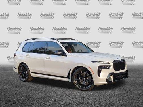2026 BMW X7 M60i