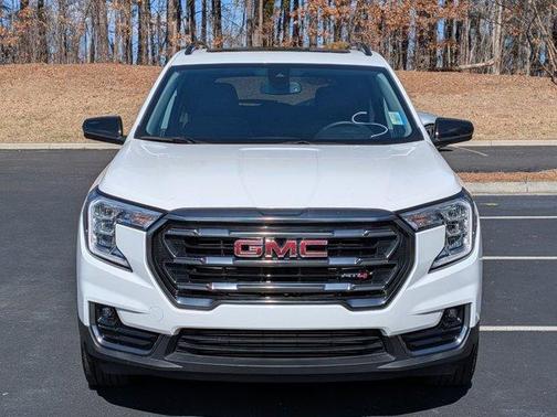 2023 GMC Terrain AT4