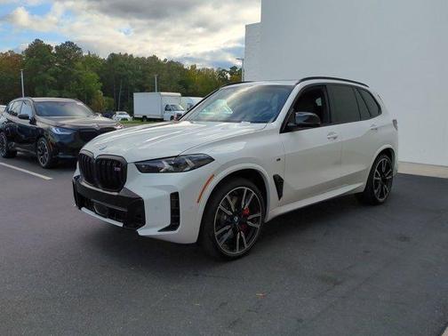 2026 BMW X5 M60i