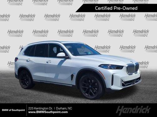 Mineral White Metallic 2024 BMW X5 xDrive40i