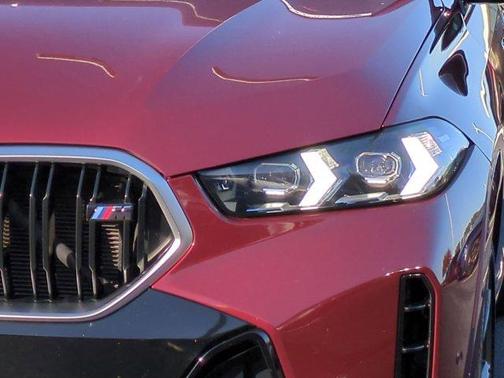 2025 BMW X6 M60i