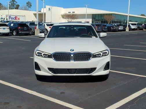2025 BMW 330 i