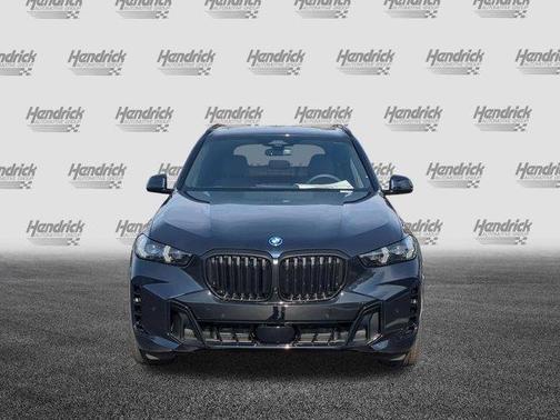 Carbon Black Metallic 2026 BMW X5 PHEV xDrive50e