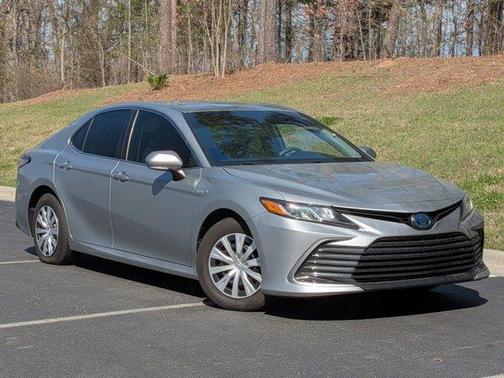 2021 Toyota Camry Hybrid LE