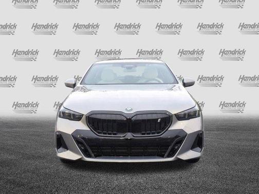 2026 BMW i5 xDrive40