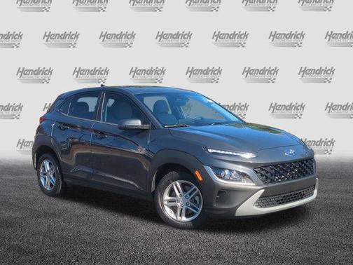 2022 Hyundai KONA SE
