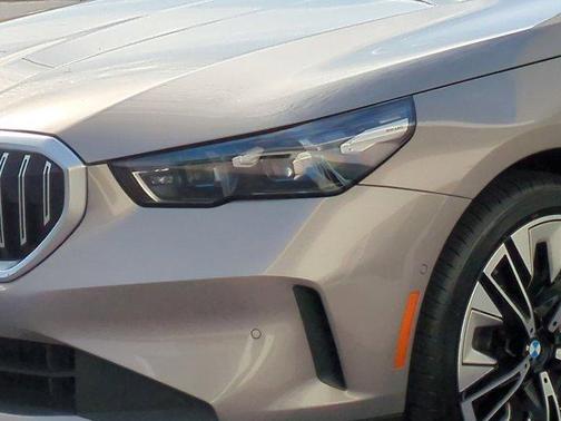 2026 BMW 540 i xDrive