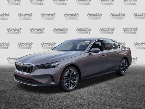 2026 BMW 540 i xDrive