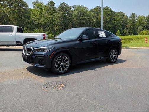 2023 BMW X6 xDrive40i