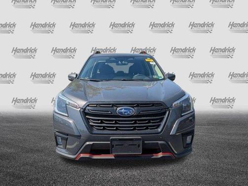 Magnetite Gray Metallic 2024 Subaru Forester Sport