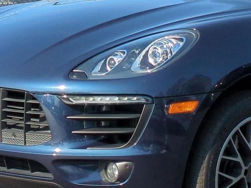2015 Porsche Macan S