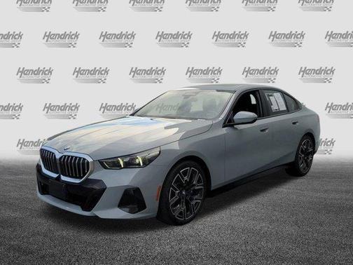 2024 BMW 530 i xDrive