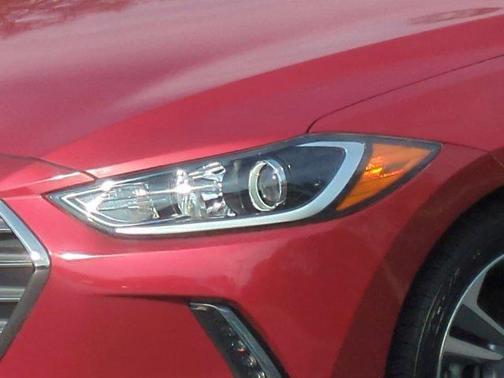 2017 Hyundai ELANTRA Limited