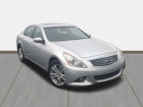 2013 INFINITI G37x Base
