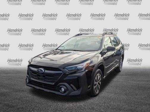 2025 Subaru Outback Base