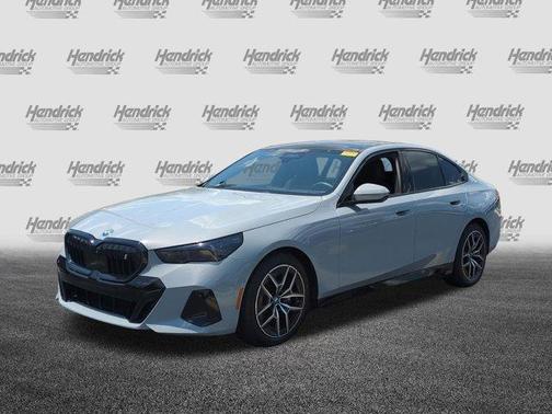 Gray Metallic 2024 BMW i5 eDrive40