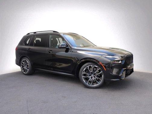 2024 BMW X7 M60i