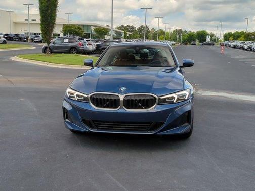 2023 BMW 330 i
