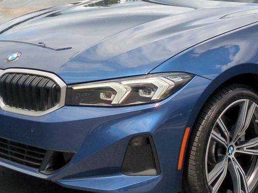 2023 BMW 330 i