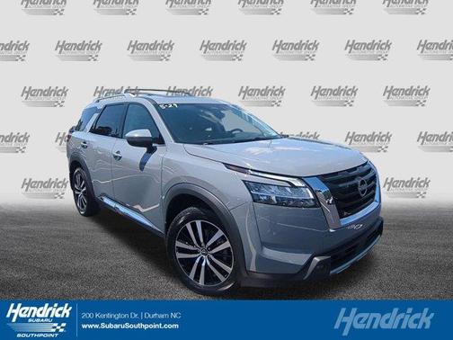 2023 Nissan Pathfinder Platinum