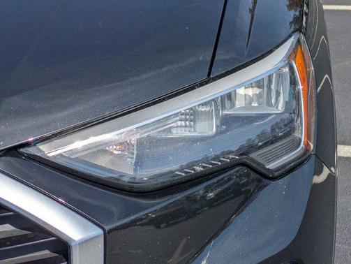 2022 Audi Q3 45 S line Premium