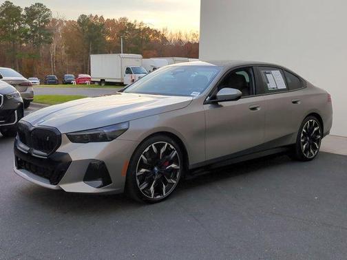 2025 BMW i5 eDrive40